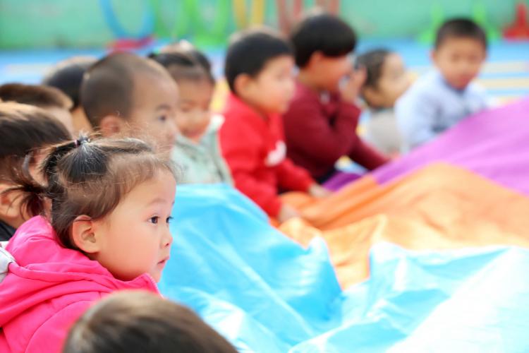 托育服務(wù)行業(yè)缺口高達(dá)百萬，日本、美國是如何解決托育難題？