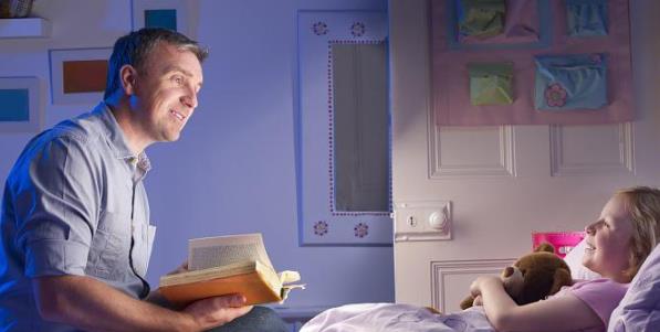 研究發(fā)現(xiàn)父親對幼兒早期語言的影響更大