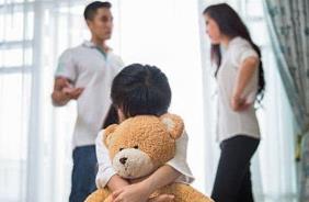 成年人的爭(zhēng)吵不管誰(shuí)贏了 輸?shù)舻亩际呛⒆?/>
      <div   id=