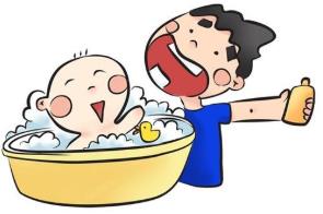 注意！孩子3歲以后不宜與異性家長同洗澡