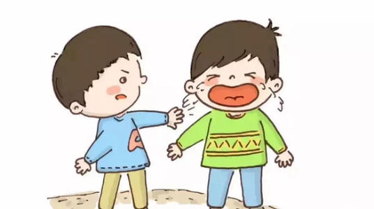 寶寶出現(xiàn)攻擊行為要重視 家長(zhǎng)需及時(shí)正確幫其糾正
