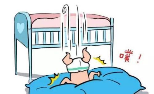 你的寶寶墜床過嗎?做好防護措施預防孩子墜床
