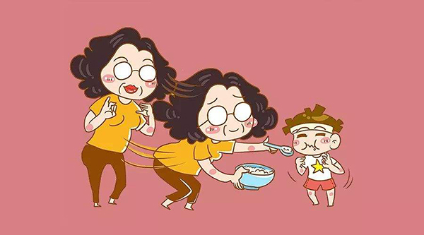 如何訓練寶寶自主吃飯？最佳時間是這個時候