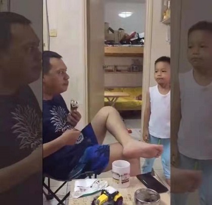 “惡人自有惡人磨”，爸爸讓不寫作業(yè)的兒子看自己吃冰淇淋
