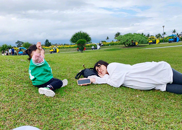 謝依霖哪是生了個孩子？簡直就是整了個容