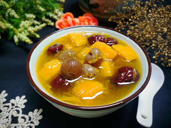 適合寒冷天氣喝的四種湯，驅(qū)寒保暖又長個兒