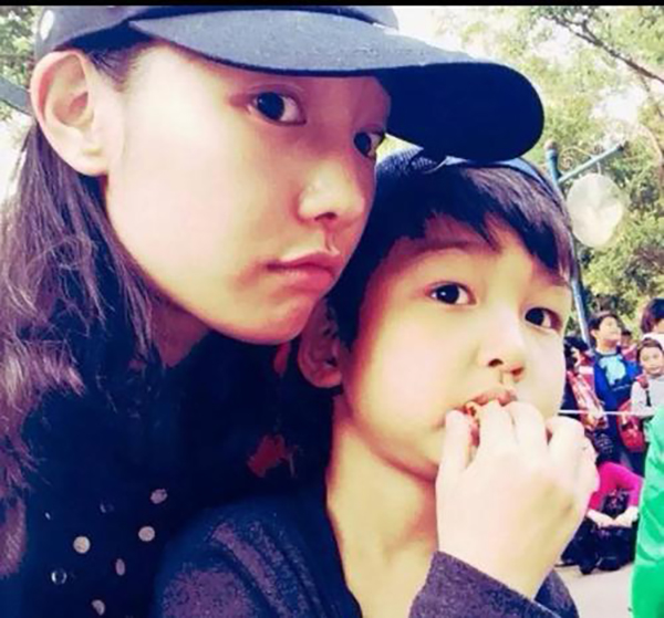 有種會調基因長叫元寶，媽媽的顏爸爸的才