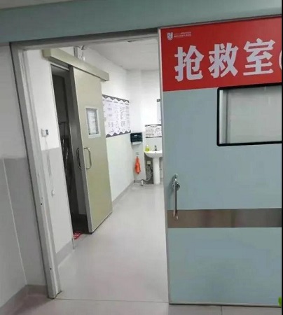 廣西兩歲女孩被勒脖窒息身亡，罪魁禍?zhǔn)拙故沁@件衣服