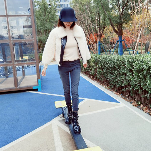 鄭愷寶寶滿百天曬孩子，苗苗一處細(xì)節(jié)引發(fā)孕媽共鳴