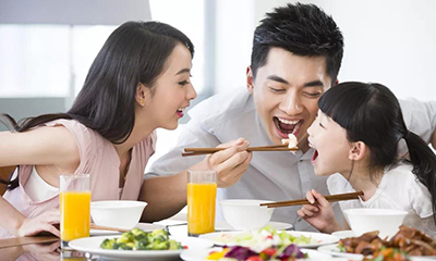 為什么孩子咋吃都不胖？可能是喂養(yǎng)方式有問題