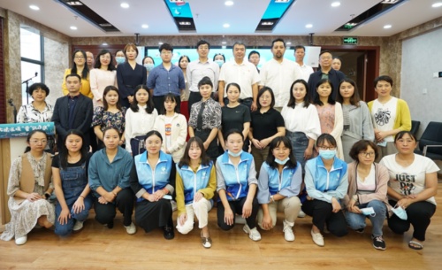 “傳遞溫暖，童筑未來” 公益行動(dòng)聯(lián)動(dòng)儀式在曲靖市成功舉辦