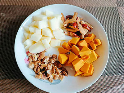 秋冬季節(jié)，多給孩子準備一碗“聰明羹”吧！