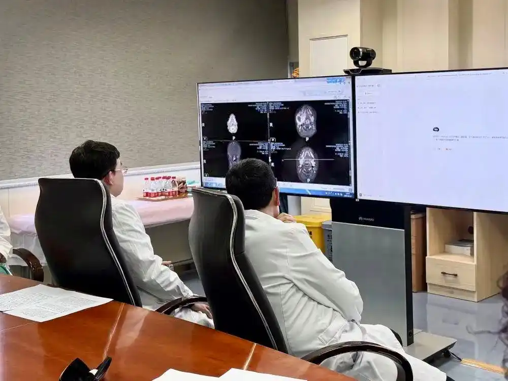 國內(nèi)首個！AI兒科醫(yī)生正式“上崗”